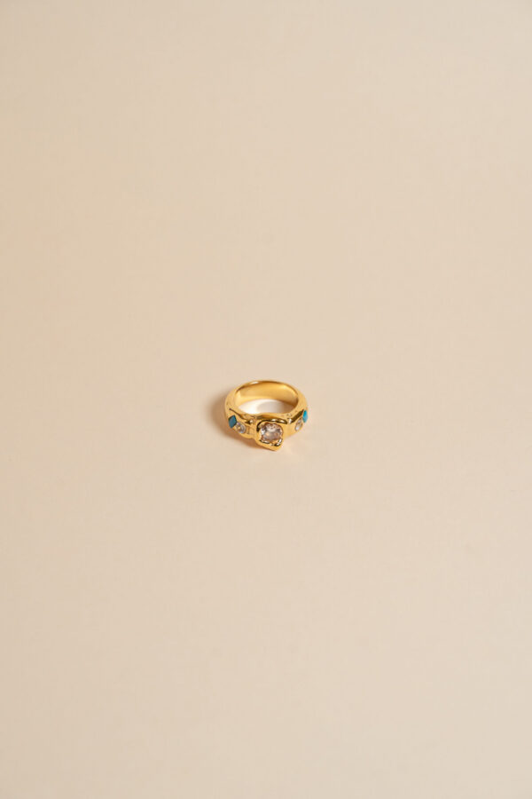 Anillo Zalma Rústico Circonita Central Dorado